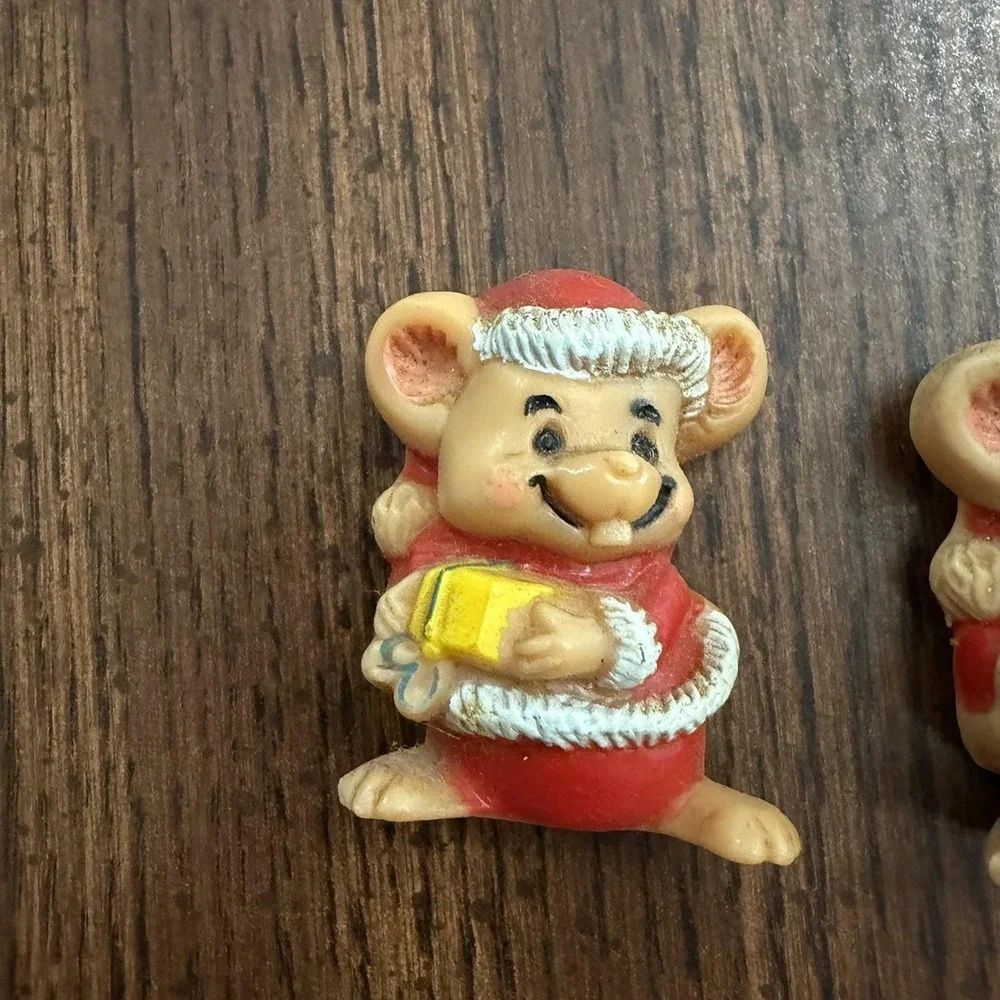 Vintage Russ Bertie Christmas Mouse Magnets Cheese Gift Set Of 2